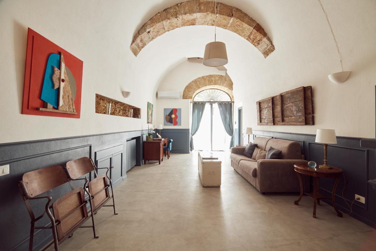 L' Hotellerie Easy Suites Palermo Bagian luar foto