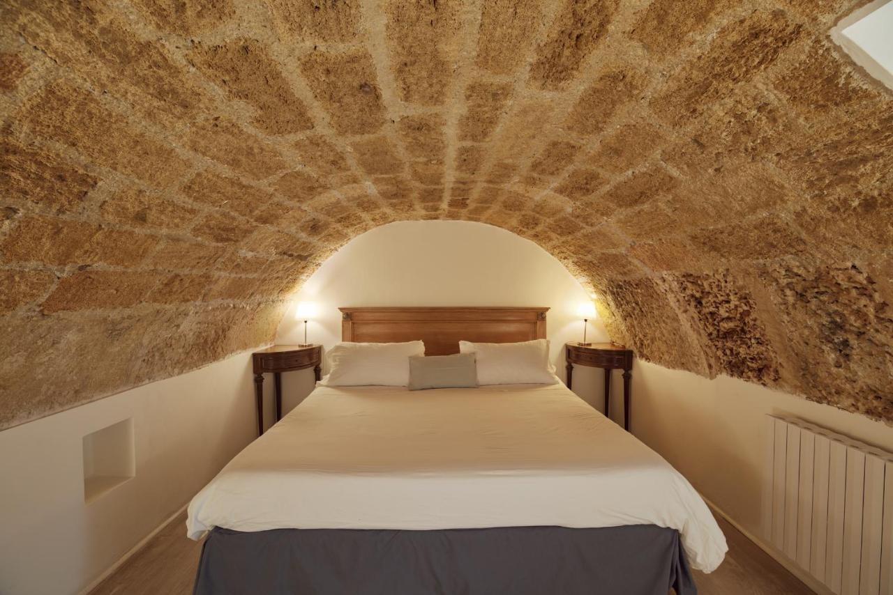 L' Hotellerie Easy Suites Palermo Bagian luar foto