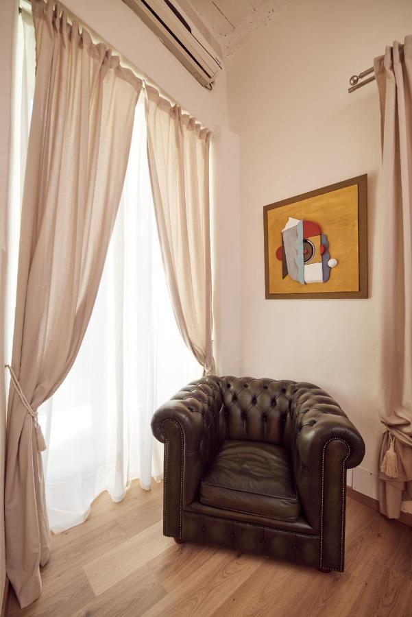 L' Hotellerie Easy Suites Palermo Bagian luar foto