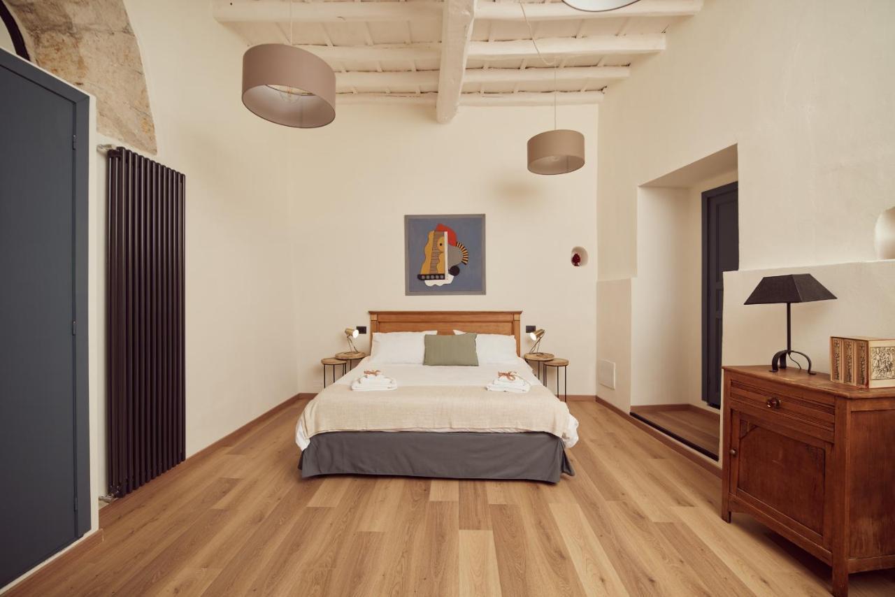 L' Hotellerie Easy Suites Palermo Bagian luar foto