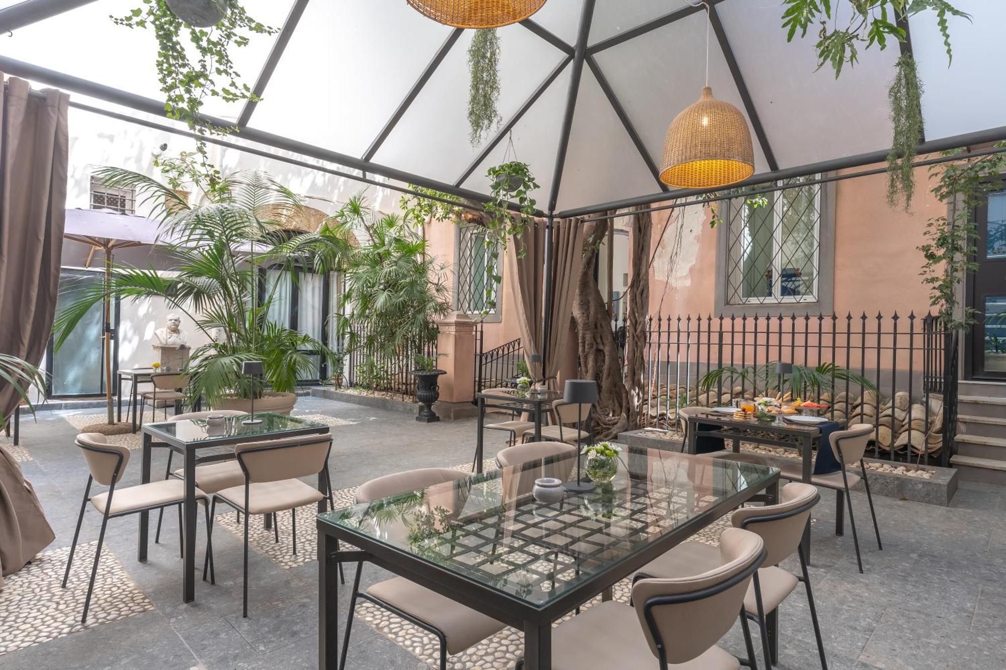 L' Hotellerie Easy Suites Palermo Bagian luar foto